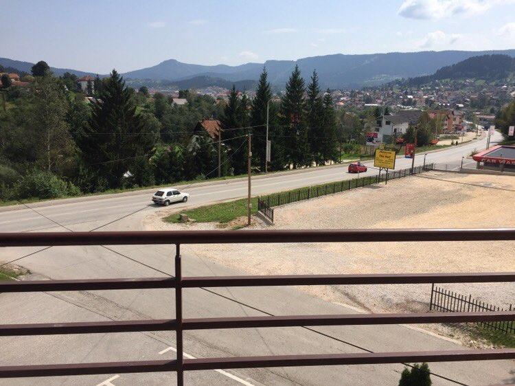 Hotel Dva Goluba Pale Buitenkant foto