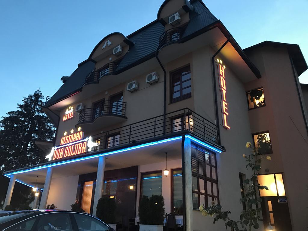 Hotel Dva Goluba Pale Buitenkant foto